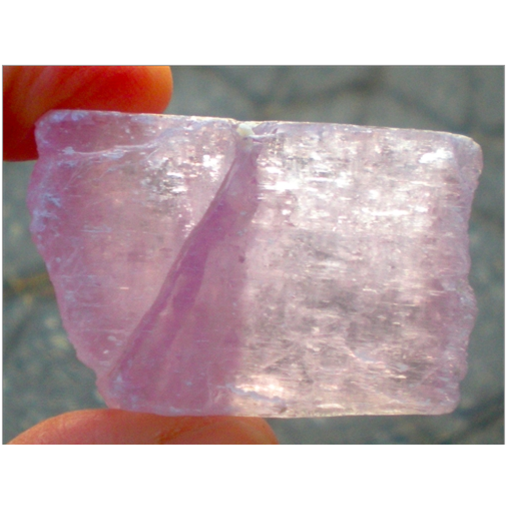 Kunzite Crystal Essence-133512