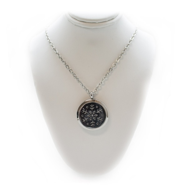 Snowflake Aromatherapy Pendant-0
