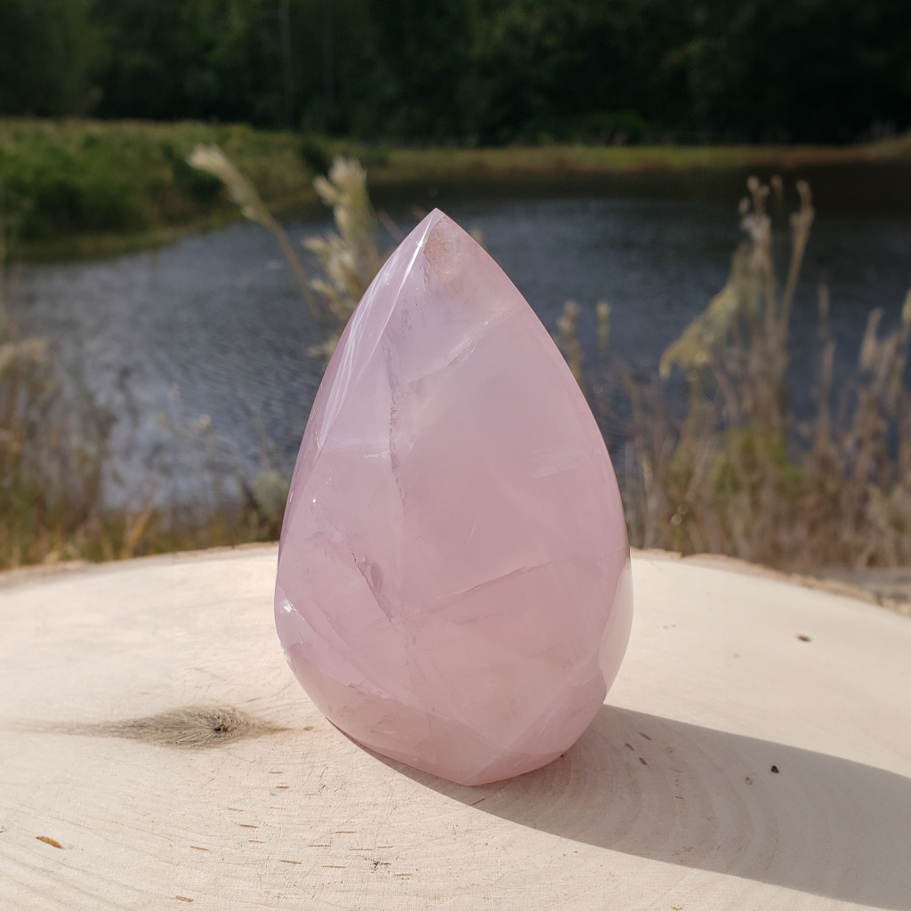 Rose Quartz Flame Crystal Vaults