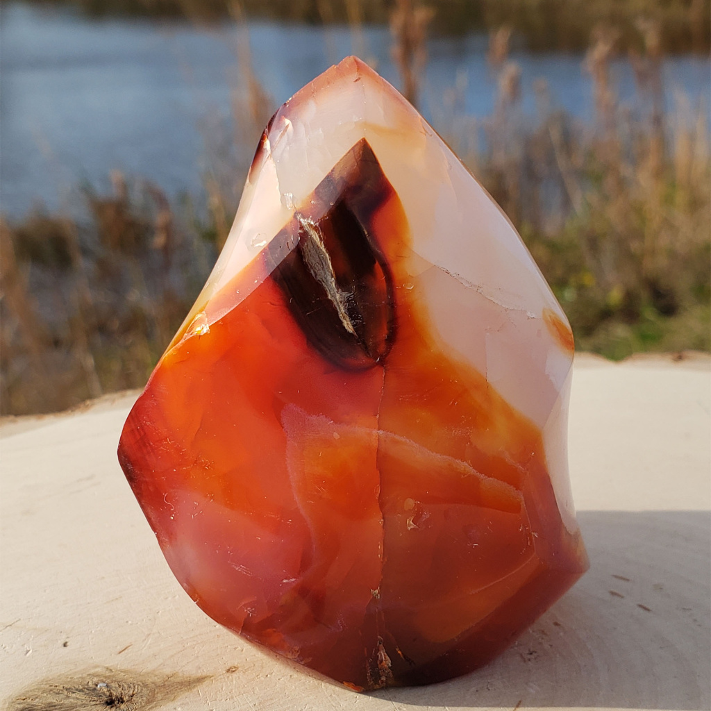 Carnelian flame crystal vaults
