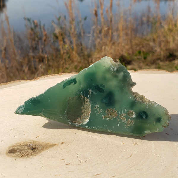 Mtorolite Chrome Chrysoprase Plate