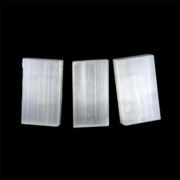 Selenite Car Vent Clip - Image 2