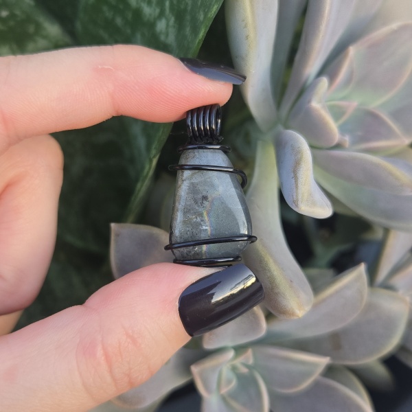 Labradorite Wire Wrapped Pendant