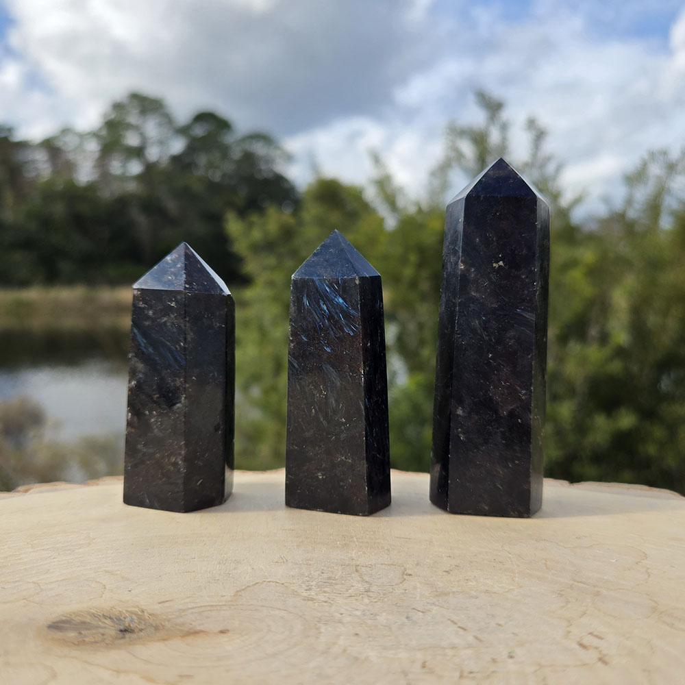 Blue Arfvedsonite Point