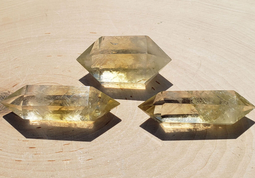 How Do I Use a Double Terminated Crystal? - Crystal Vaults