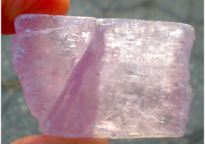 Kunzite Crystal Essence-133512
